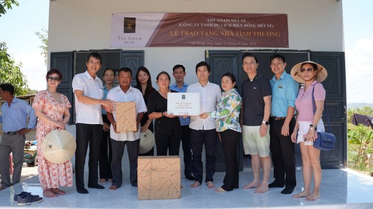 The Anam Mui Ne Donates New Homes to Disadvantaged Families - TRAVELINDEX